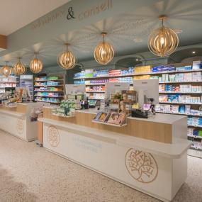 PHARMACIE CARRIÈRE