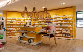 PHARMACIE DES 6 VALLÉES - meuble sur-mesure