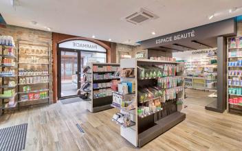 PHARMACIE HAGOLLE