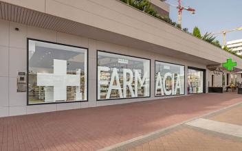 PHARMACIE VALDECARRIZO - façade