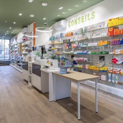 Comptoirs de la Pharmacie Gare Chêne-Bourg