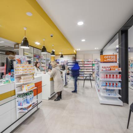 PHARMACIE DE BEAUGENCY - comptoirs