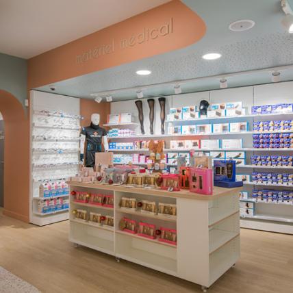 PHARMACIE CARRIÈRE