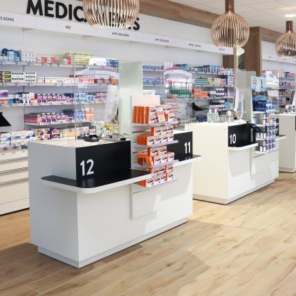 PHARMACIE DES CÂLINS - comptoirs