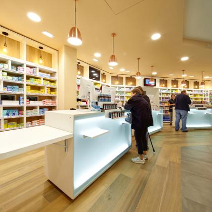 PHARMACIE LOTHAIRE - comptoirs