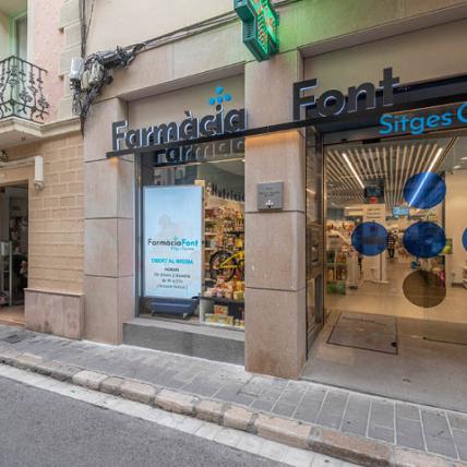 PHARMACIE PILAR FONT - “SITGES CENTRE” - façade