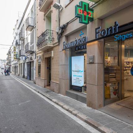 PHARMACIE PILAR FONT - “SITGES CENTRE” - façade