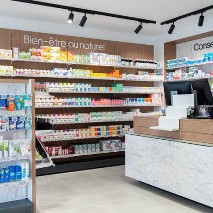 PHARMACIE DES CHARENTES - comptoirs