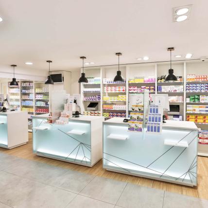 Pharmacie BECHIEAU - comptoir 